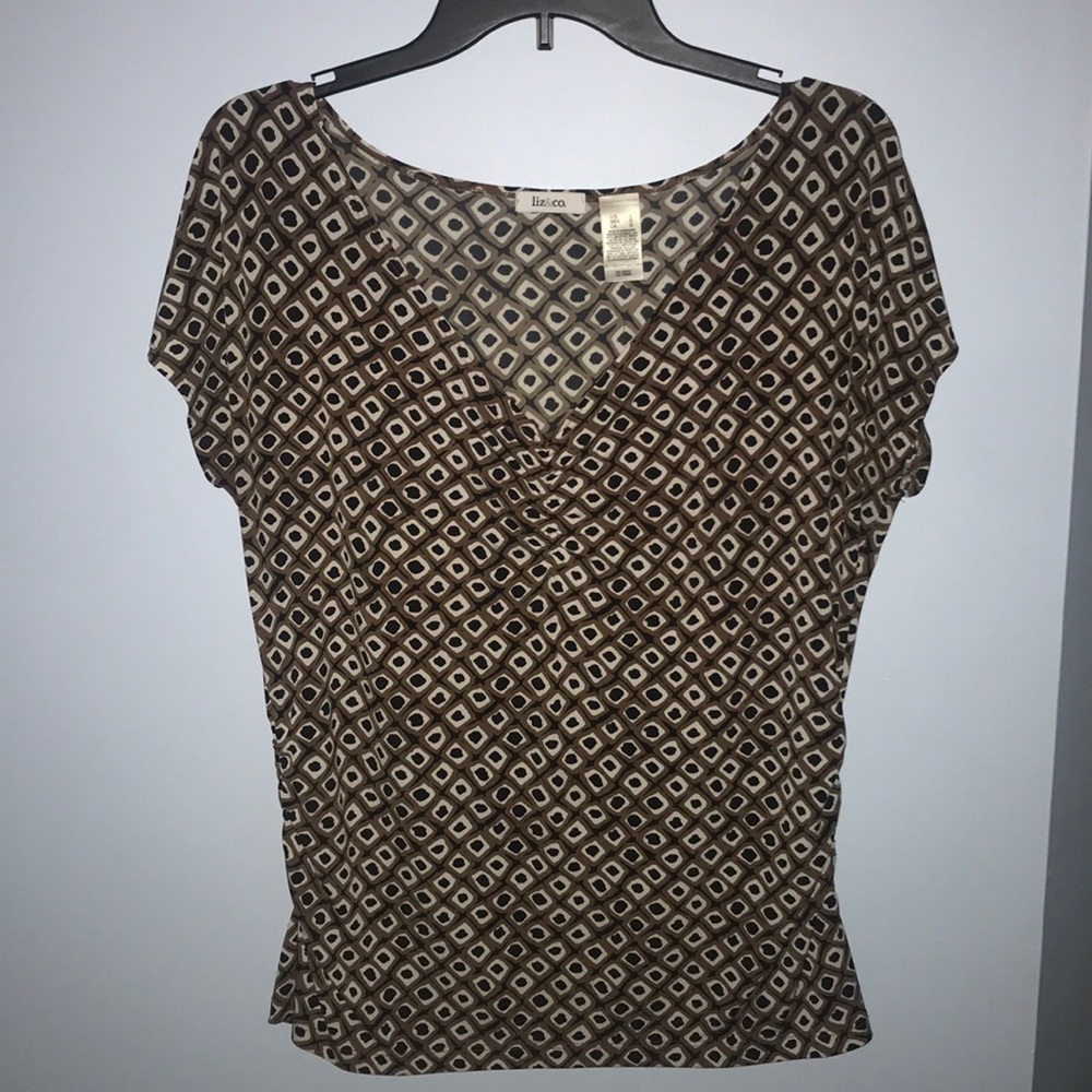 Short sleeve patterned dress shirt